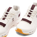 On Running Cloudnova 2 Marfil/Vino Mujer