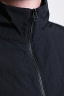 District Vision Half-Zip Nylon Windbreaker Negro