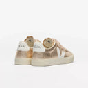 veja-baskets-recife-logo-cuir-dore-RC0502418_3-2