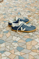 Veja panenka dragon leather