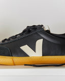Veja volley o.t. leather